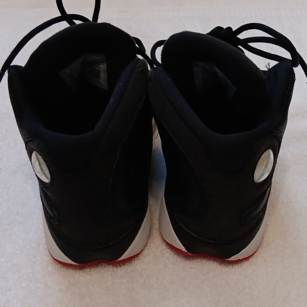 Jordan retro 13. Size 3youth. Black/wht/red - Picture 7 of 9